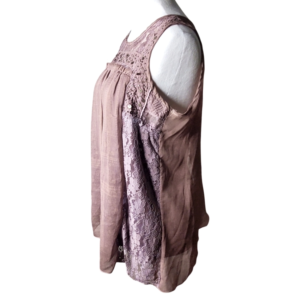 Gimmicks By Bke Sequin & Beaded Button Back Top - image 2